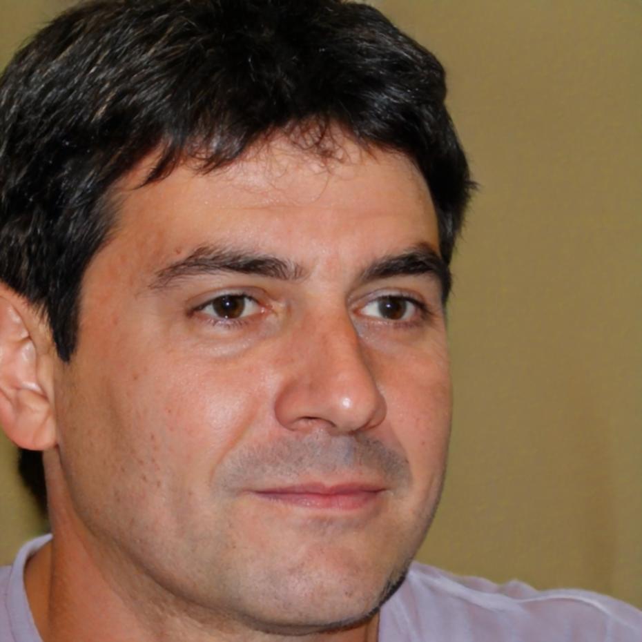 Instructeur guidant les étudiants